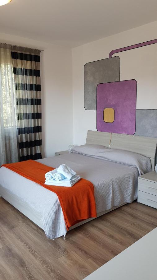 דסנזאנו דל גארדה B&B Villa Giulia חדר תמונה