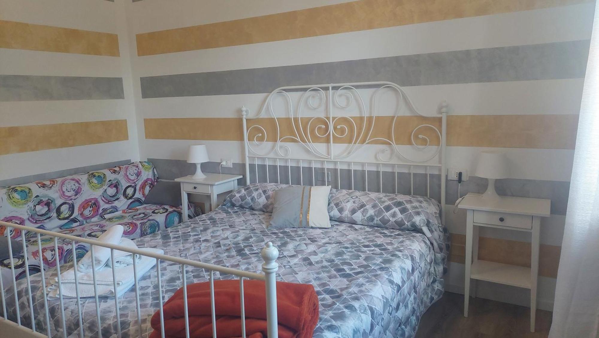 דסנזאנו דל גארדה B&B Villa Giulia מראה חיצוני תמונה