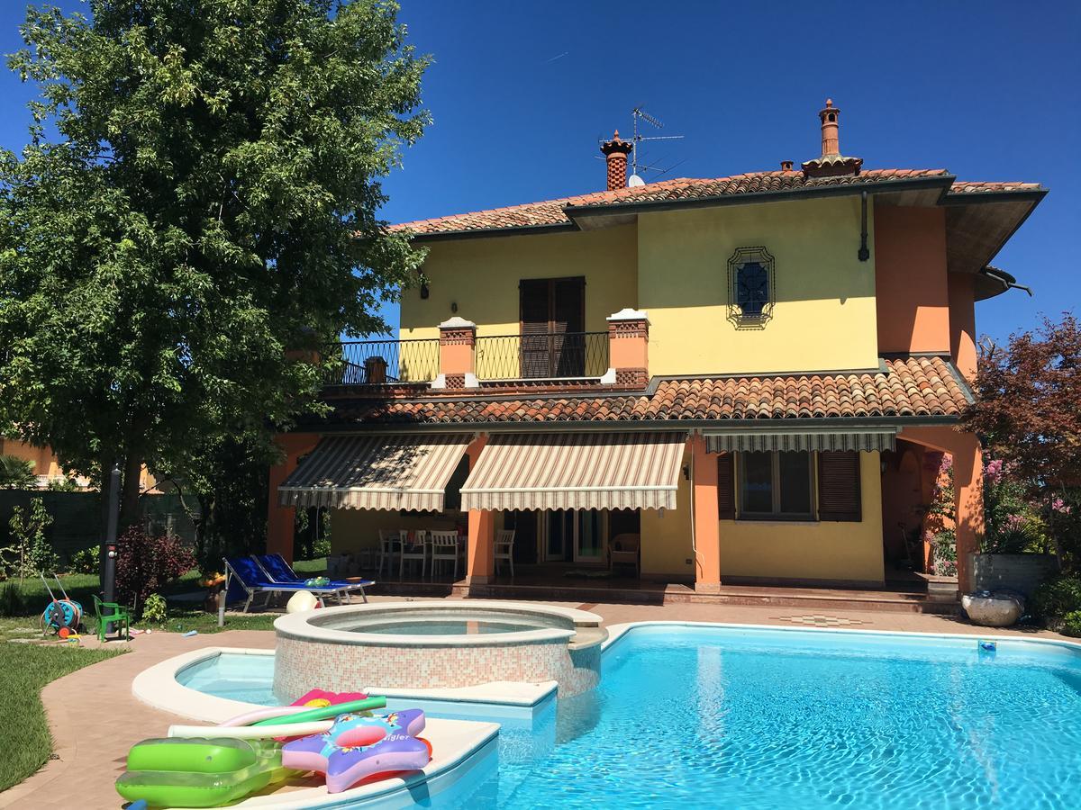 דסנזאנו דל גארדה B&B Villa Giulia מראה חיצוני תמונה