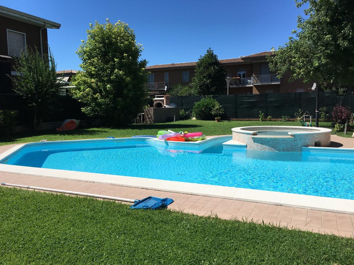 דסנזאנו דל גארדה B&B Villa Giulia מראה חיצוני תמונה
