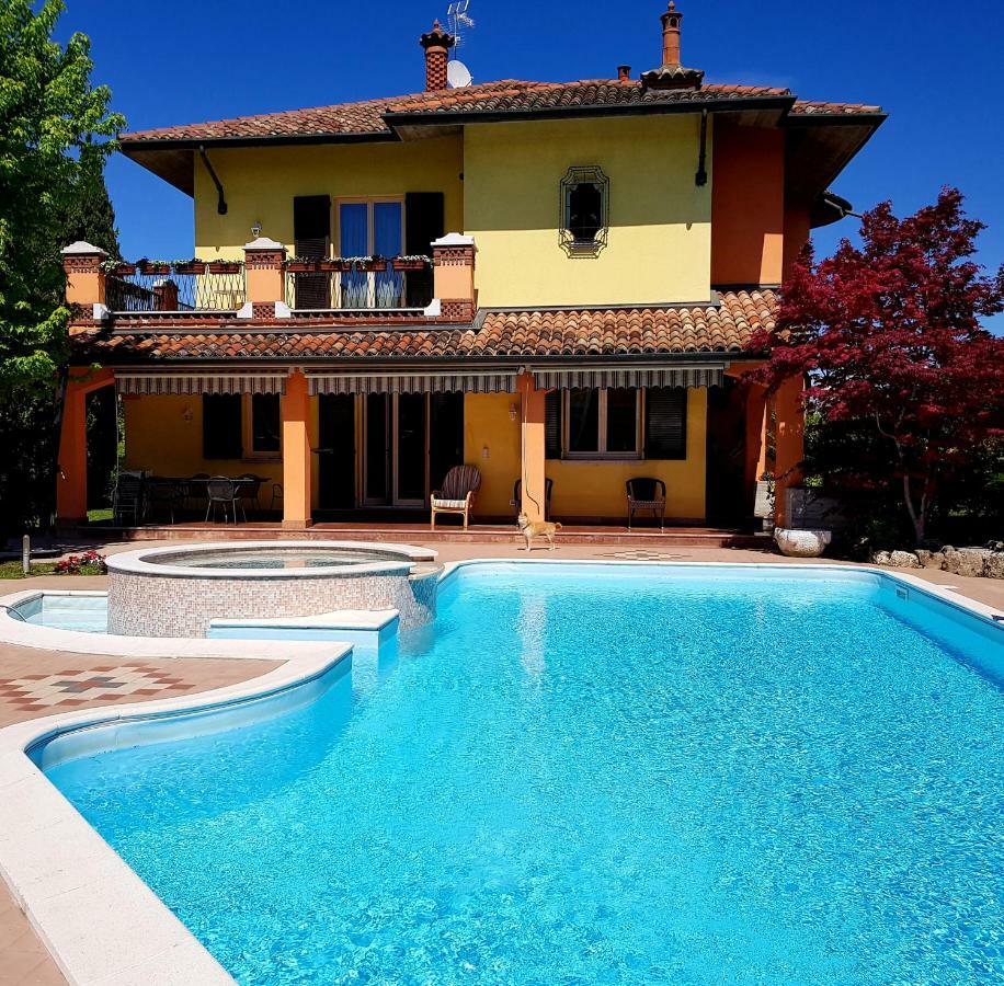 דסנזאנו דל גארדה B&B Villa Giulia מראה חיצוני תמונה